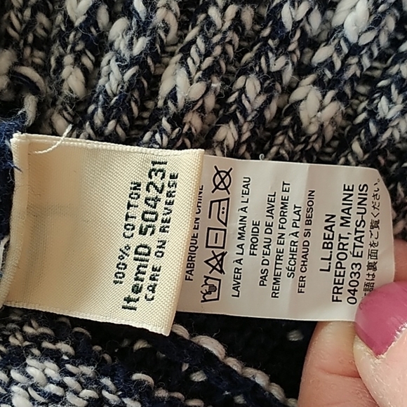 L.L. Bean Navy and White Cotton Crew Neck Sweater Plus Size 1X - Picture 9 of 9